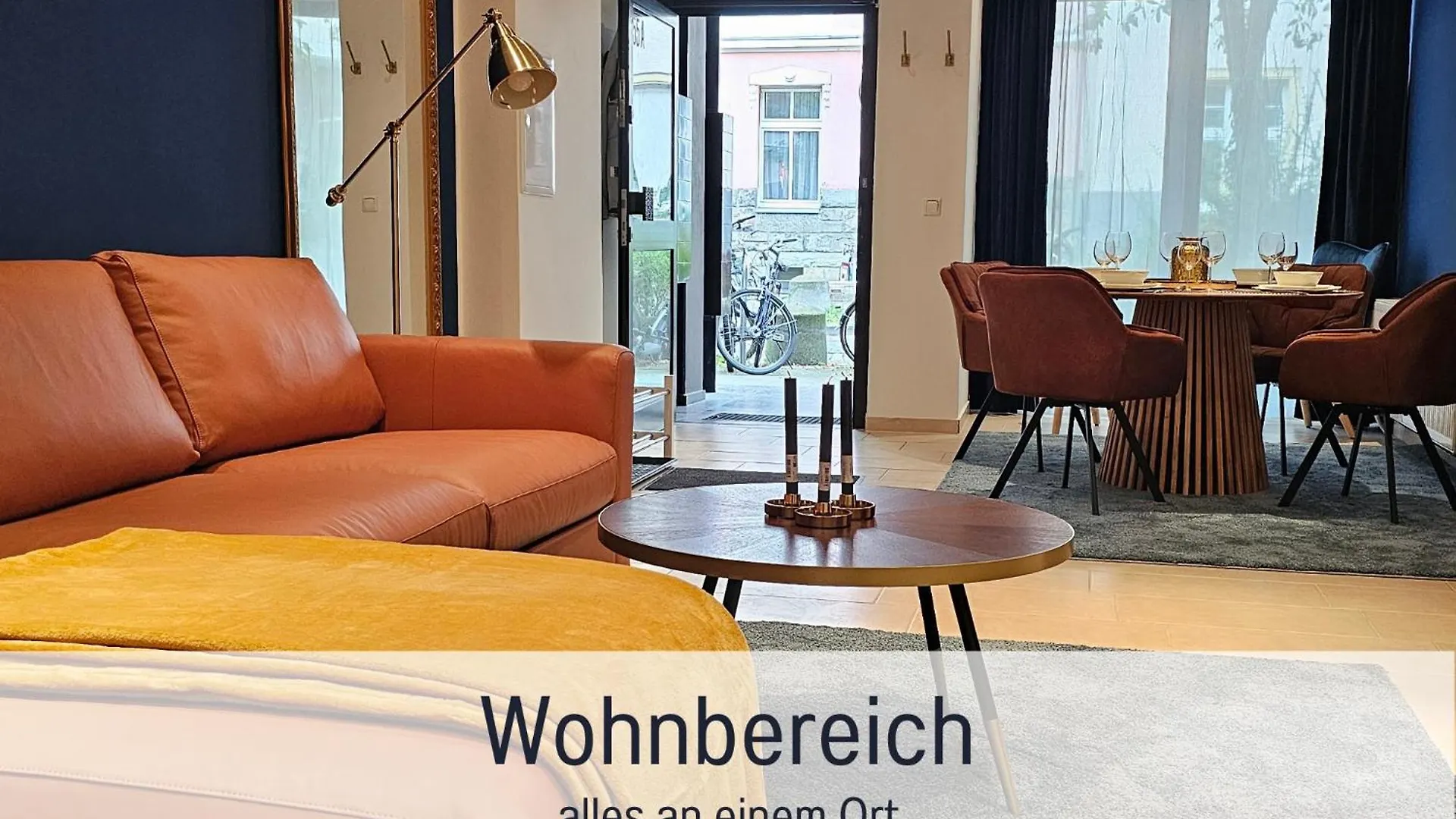 Fewokoko-Privat Apartment Zentral Rheinufer Altstadt Messe Landtag Koenigsallee Dusseldorf